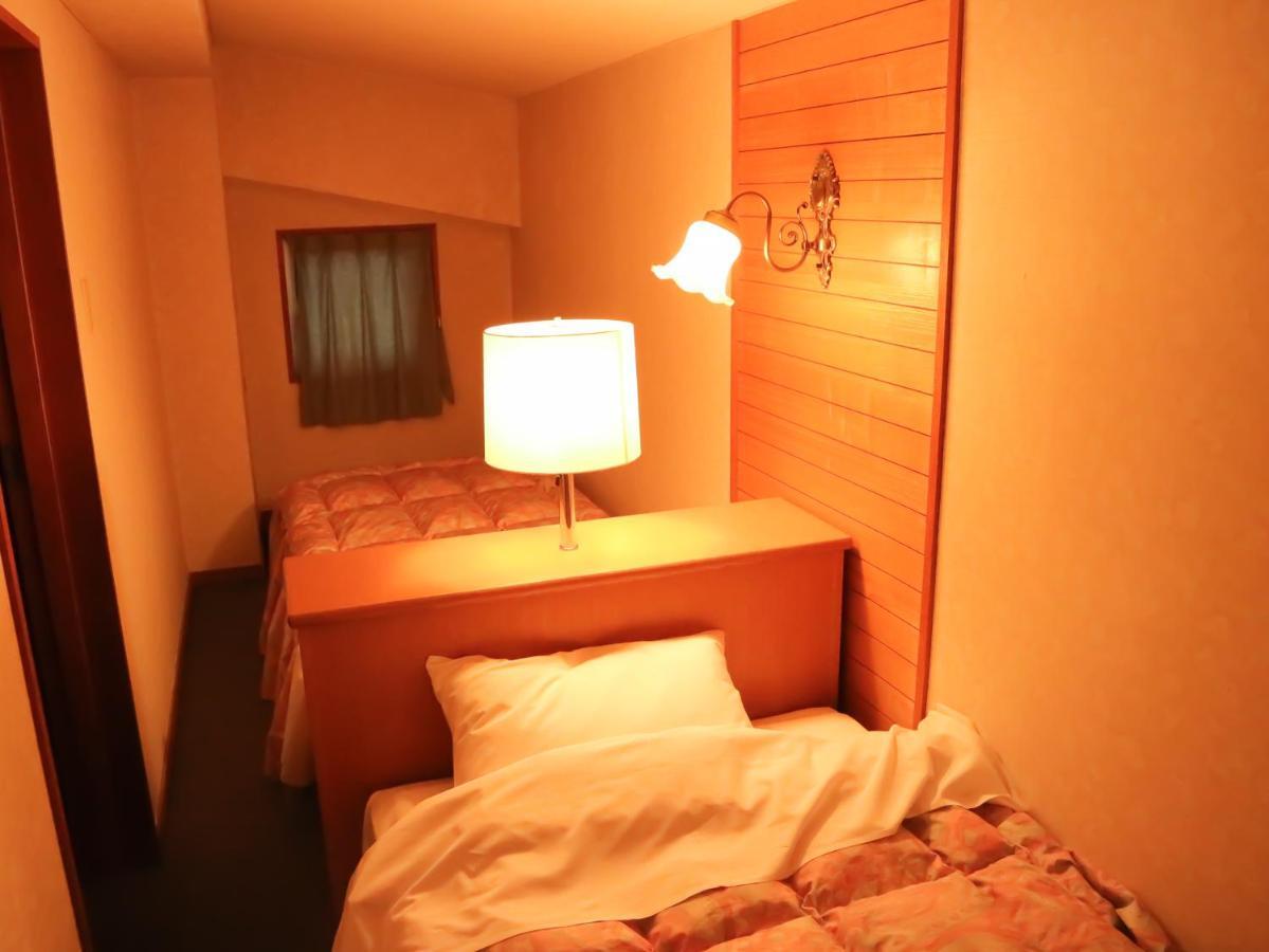 Hotel Sankt Moritz Shiga Shimotakai Buitenkant foto