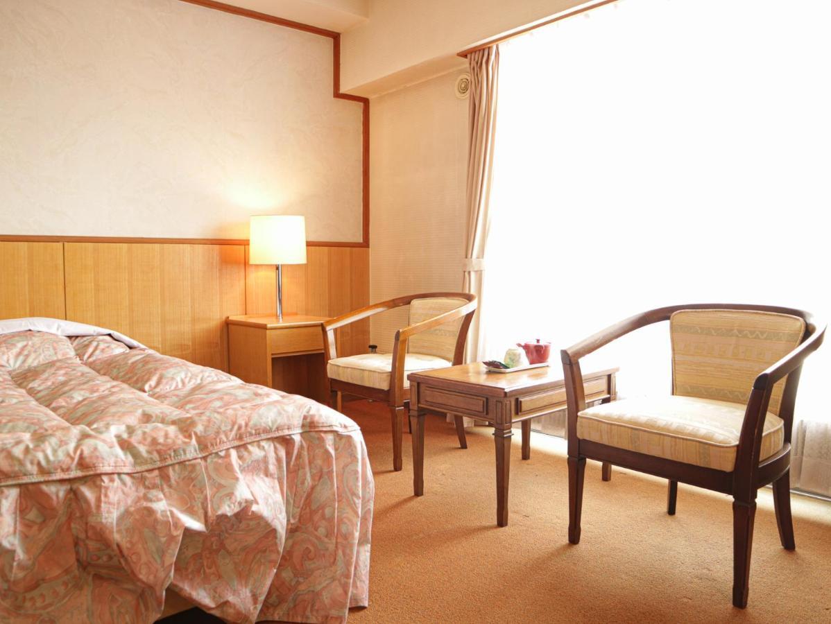 Hotel Sankt Moritz Shiga Shimotakai Buitenkant foto